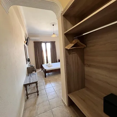 Xanemos Aparthotel *
